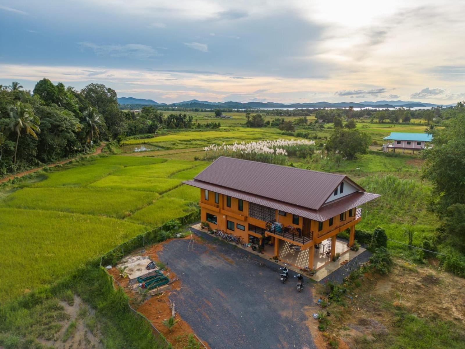 Baanbaan Homestay Яо-Ной Экстерьер фото